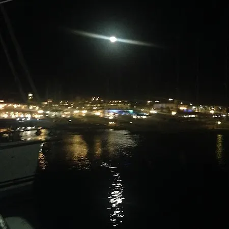 Velero En Lanzarote Ramirez Hotel en barco Playa Blanca (Lanzarote)