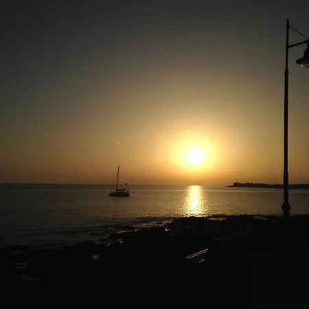 Hotel en barco Velero En Lanzarote Ramirez *